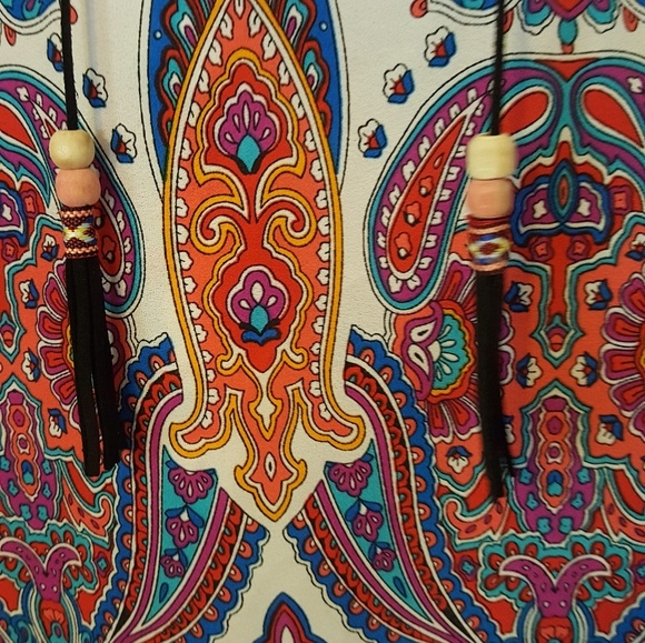 Pretty blouse - Picture 4 of 6